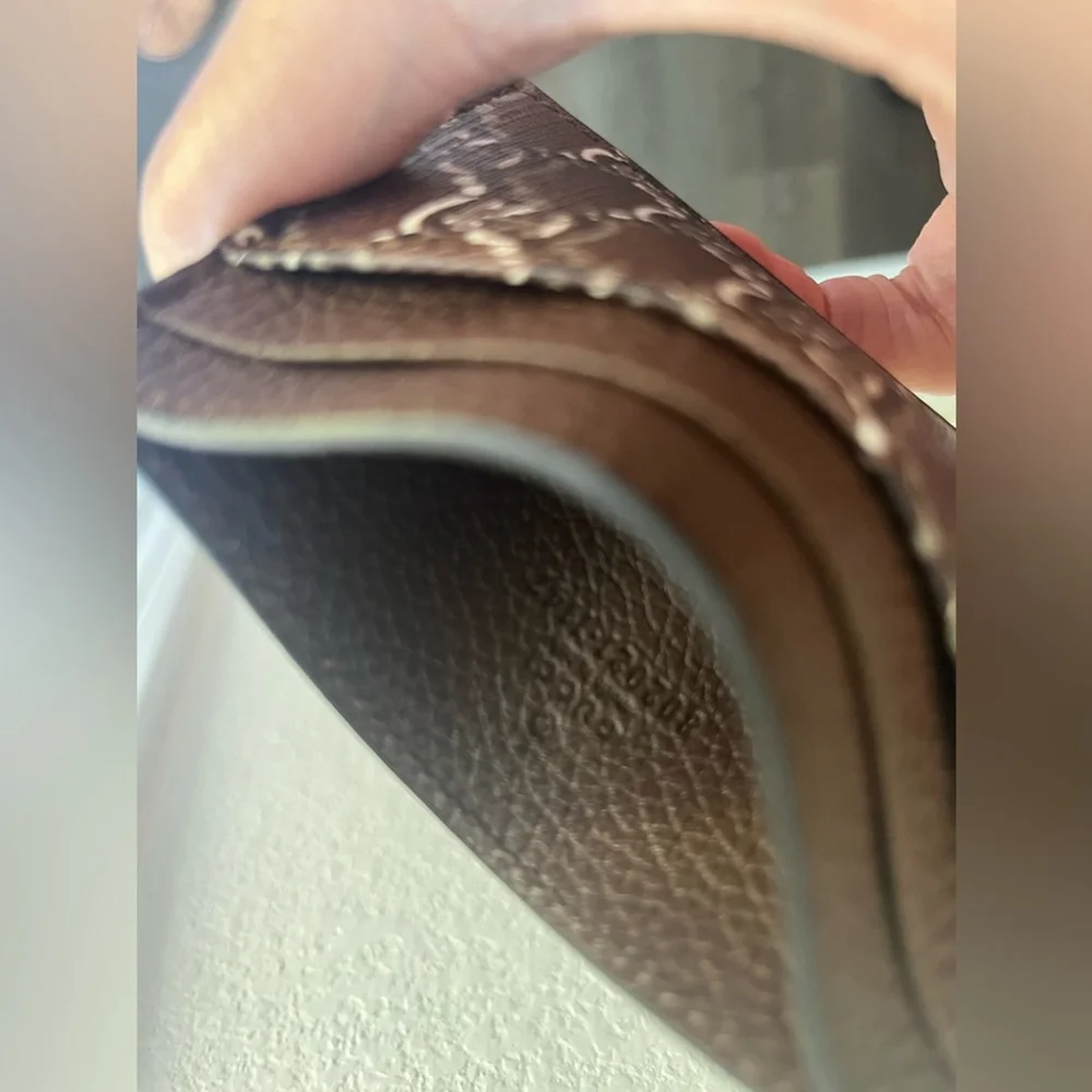 ✨NEW✨ Gucci Men’s GG Shadow Brown Card Case
